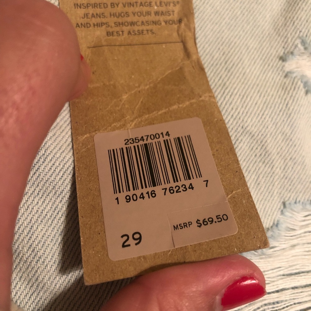 NWT Vintage Levi Shorts - Picture 5 of 5